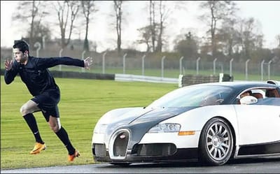 A-while-back-Cristiano-Ronaldo-raced-a-Bugatti-Veyron-for-a-Nike-commercial